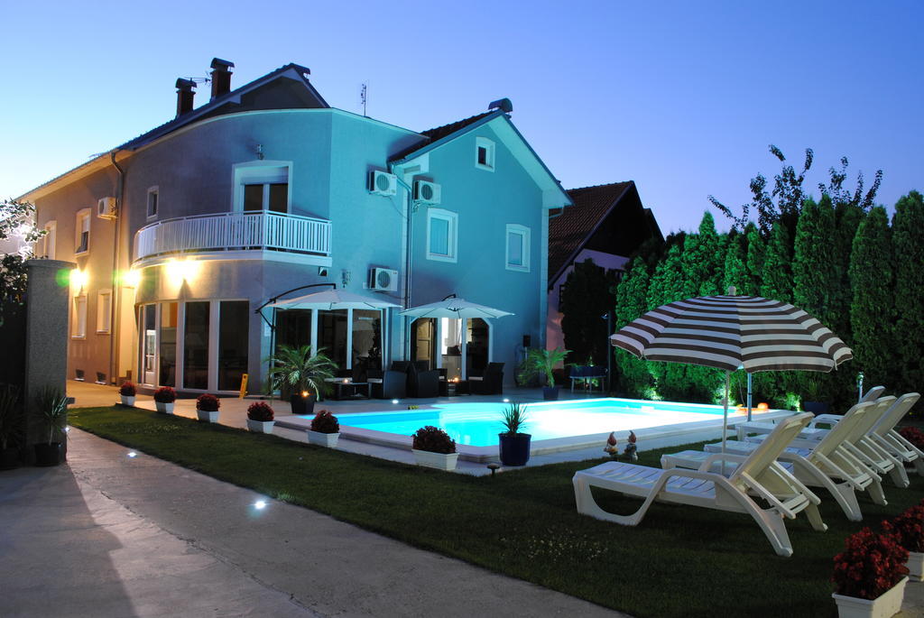 Vila Delux Negotin Exterior foto
